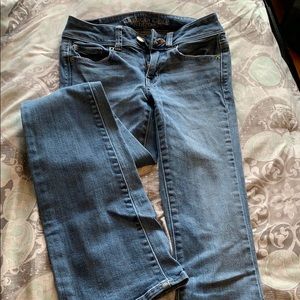 Size 0 long American Eagle kick boot jeans